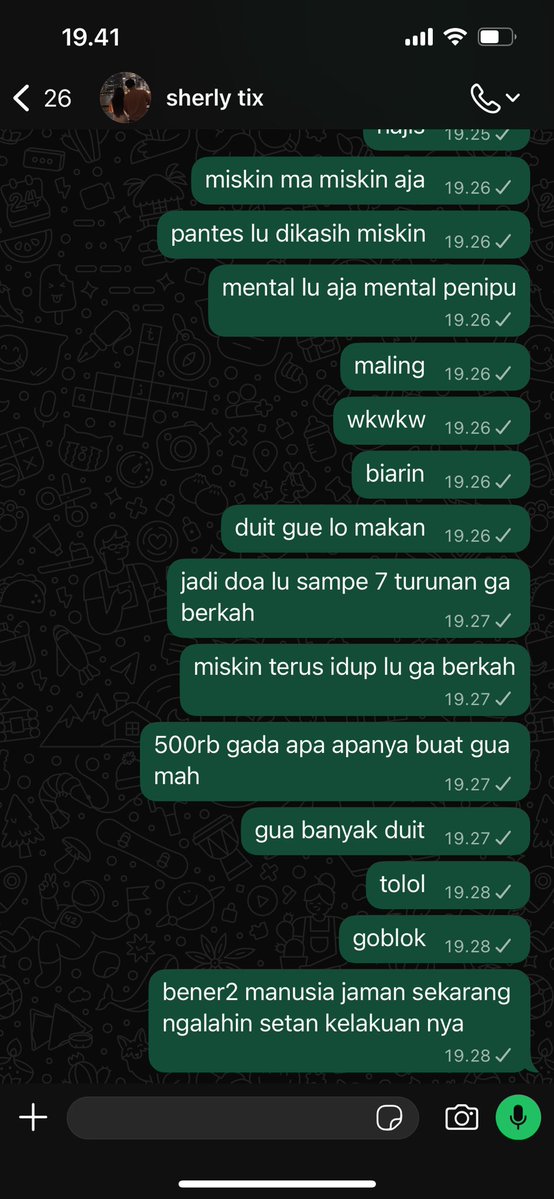 yourfvsgurl's tweet photo. after aku transfer dp kemarin tgl 8 Juli, sampe sekarang gaada kabar lagi. aku berusaha positif thinking karna masih ceklis dua terus, sampe akhirnya aku coba call aku di reject and di blok. https://t.co/ypMUH5xfV5
