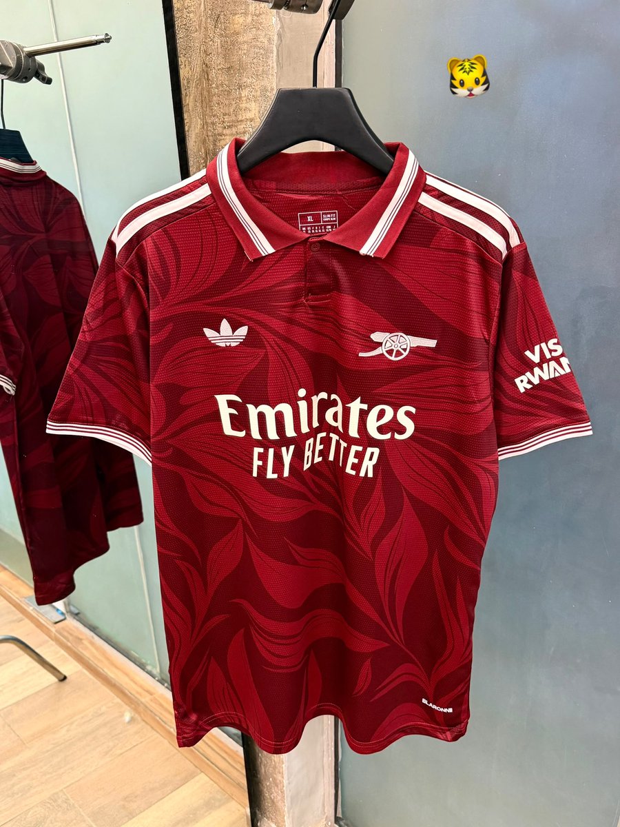IamCharles_00's tweet photo. ARSENAL FC JERSEY

🏷️ 20,000 https://t.co/guIWeRYhf9