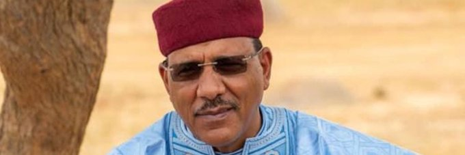 BrisesduNiger's tweet photo. soutien Monsieur le président ! #Bazoum https://t.co/BJuqzhChNK
