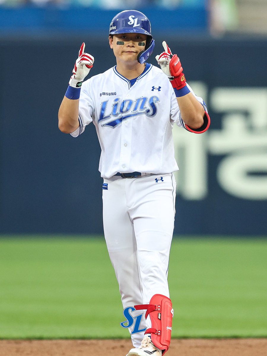 twittlions's tweet photo. <7/9(목) LG전 경기 스케치>

오늘의 승리로 위닝시리즈를 가져온
라이온즈는 전반기를 1위로 마무리합니다🦁💙

#winorwow #samsunglions #삼성라이온즈 https://t.co/96bapUaoRN