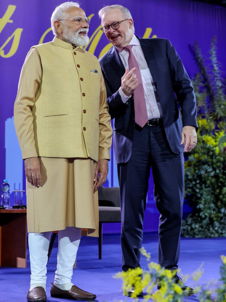 risinisi's tweet photo. The warmth, affection and boundless enthusiasm of the Indian community in Melbourne made the evening unforgettable. https://t.co/agHGU3fsmA