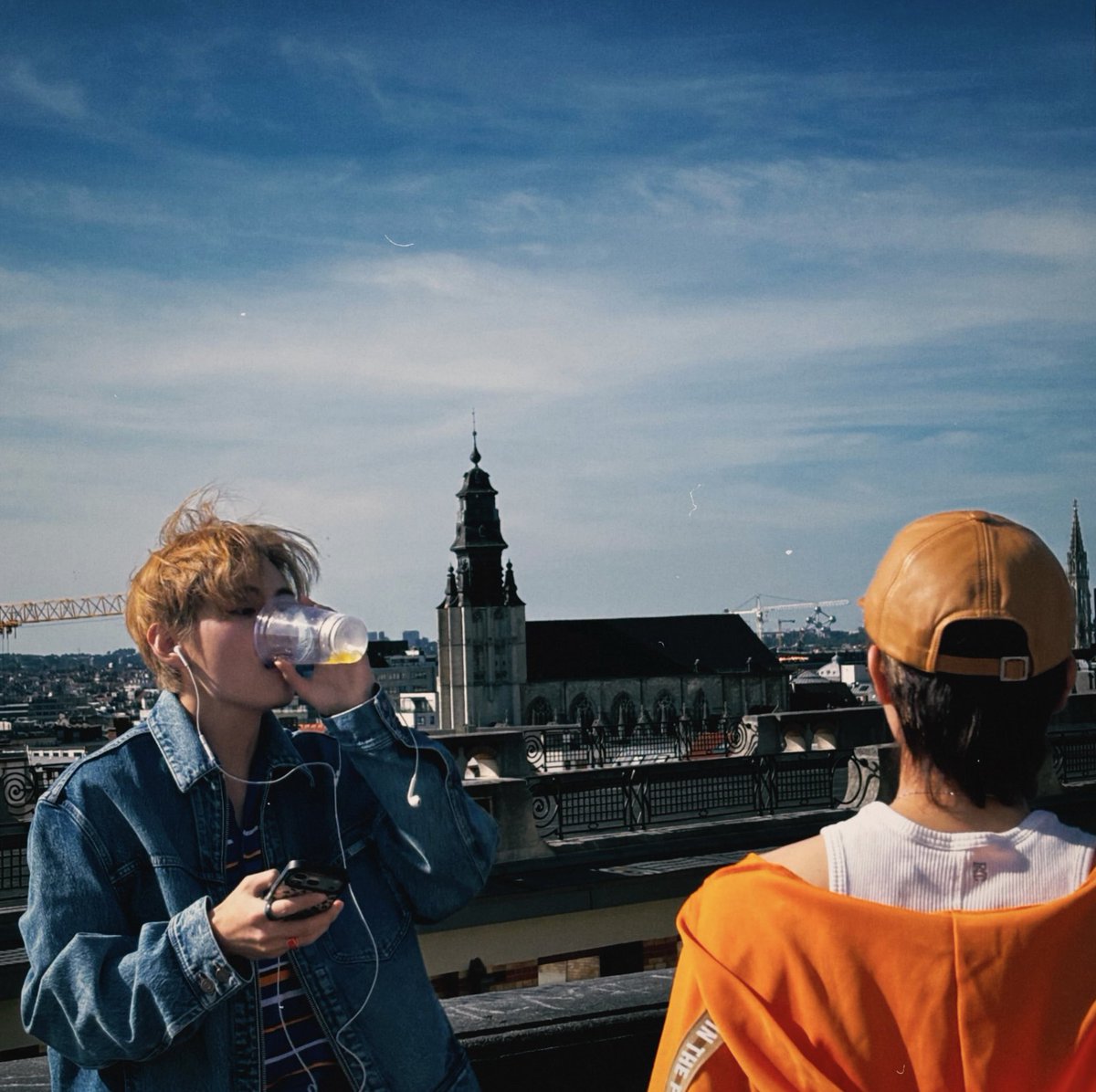 taeguide's tweet photo. VOPE https://t.co/JWHA3BAah7