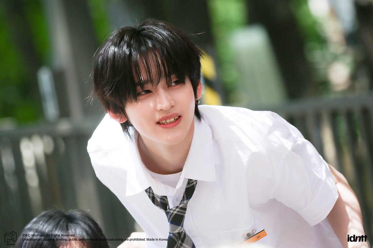 tww__10's tweet photo. 에버랜드 포토 비하인드 ෆ.*･ﾟ
#idntt #토와 #towa https://t.co/JzicRwWwbG