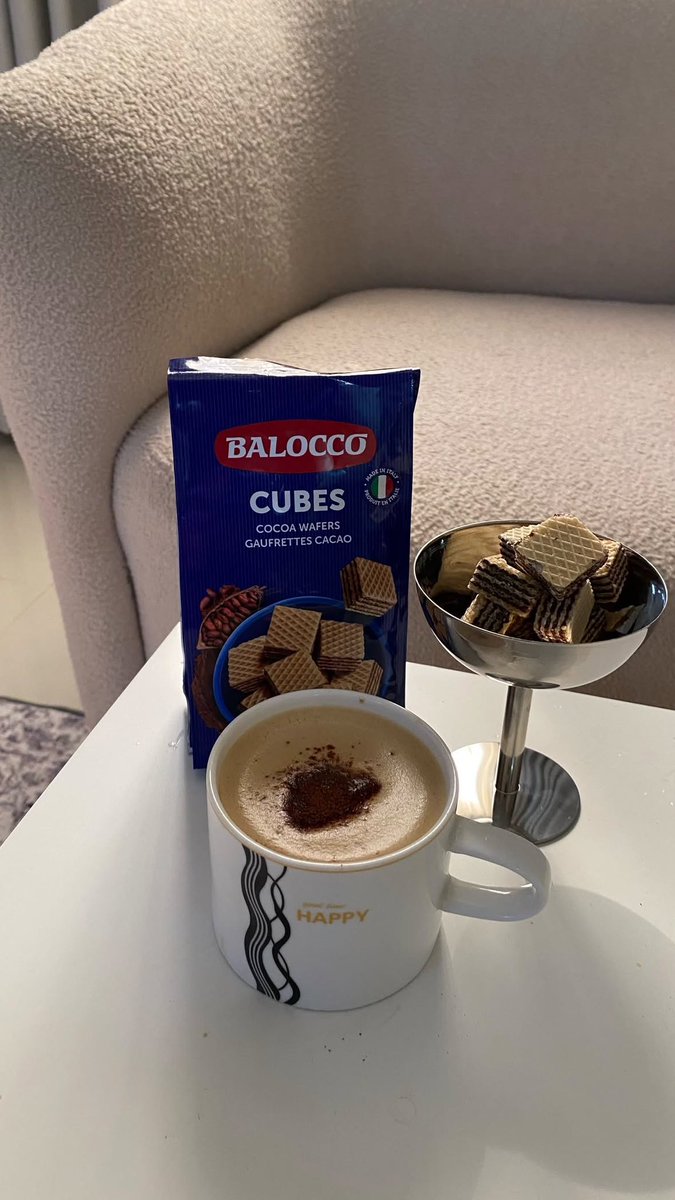 gy__mi's tweet photo. البساطة قناعه🍫🤎☕️ https://t.co/7aTOBVKPo6