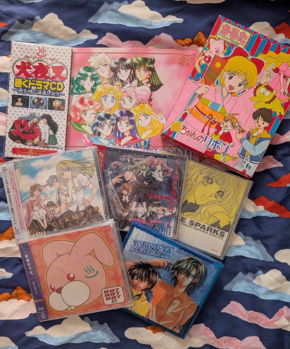 torinosan's tweet photo. あとこういうのもありました〜
意外とあったな、という感想。
ドラマCDもね、懐かしい。
そういえば買ったな〜
片付けるまで、実家に置いてったことすら覚えてなかったんですけど(笑)
思ってたより掘り出し物が多くて、何だかんだ楽しんだ片付けでした◎ https://t.co/tDpCKW0pHI