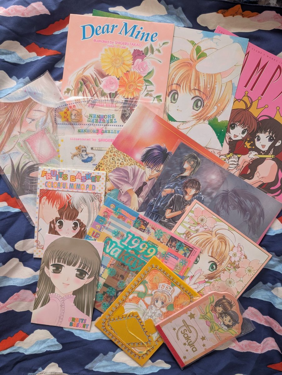 torinosan's tweet photo. あとこういうのもありました〜
意外とあったな、という感想。
ドラマCDもね、懐かしい。
そういえば買ったな〜
片付けるまで、実家に置いてったことすら覚えてなかったんですけど(笑)
思ってたより掘り出し物が多くて、何だかんだ楽しんだ片付けでした◎ https://t.co/tDpCKW0pHI