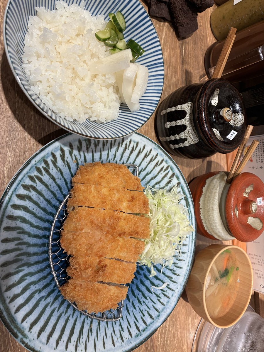 あつっさん tweet media