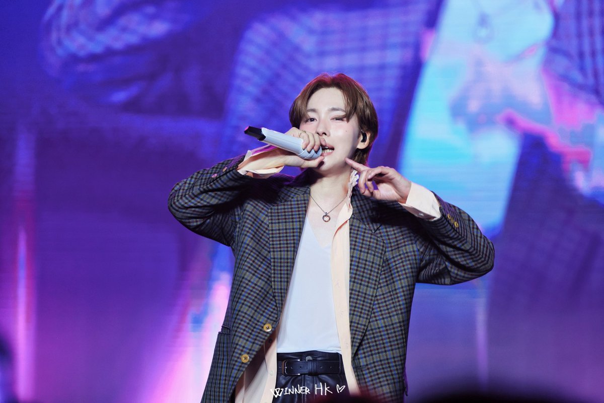 Winnerhk1025's tweet photo. 2026 AWESOME STAGE - JINU💙  

#JINU #위너 https://t.co/pBQxJabQJN