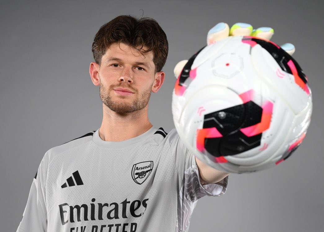 EduardoHagn's tweet photo. 🚨 Illan Meslier:

“I’m extremely, extremely happy, It's a great day for me because I’ve just joined the champions. It's the biggest club here in England, so I'm very happy to join this massive club, and it’s also a massive opportunity for me. I'm extremely happy to join and to try to do the back-to-back.” 🧤