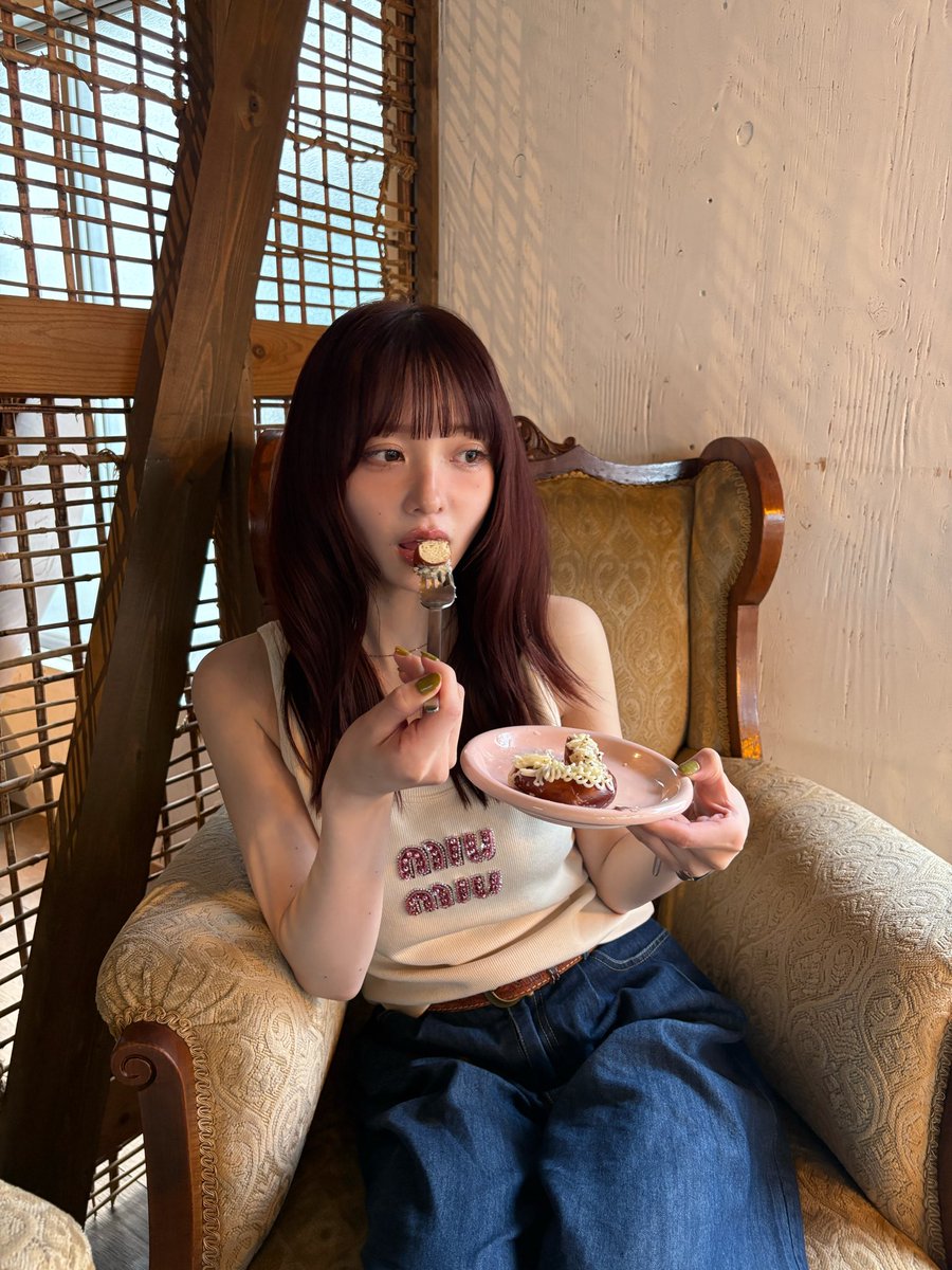 coco_akaneC's tweet photo. おふここ〜〜 🌝 https://t.co/oc8tf6H3KD