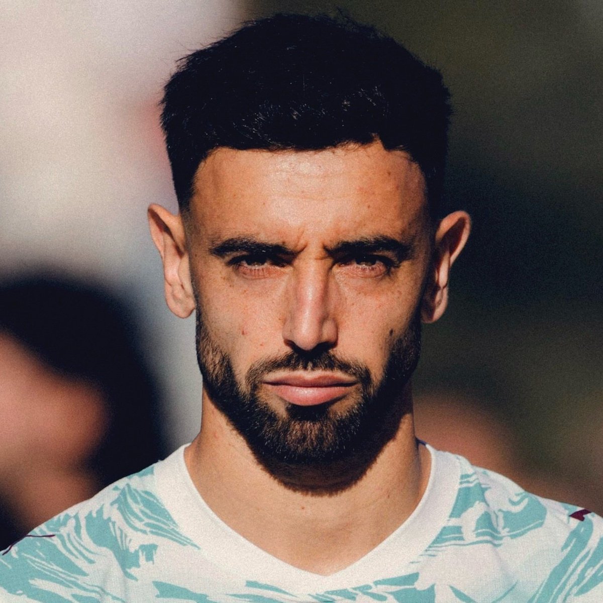 forzacimbom's tweet photo. Levent Tüzemen: "Bruno Fernandes ismini sordum, doğruladılar. Ama Bruno Fernandes'ten de daha iyisi var!" https://t.co/sSU5LER9og