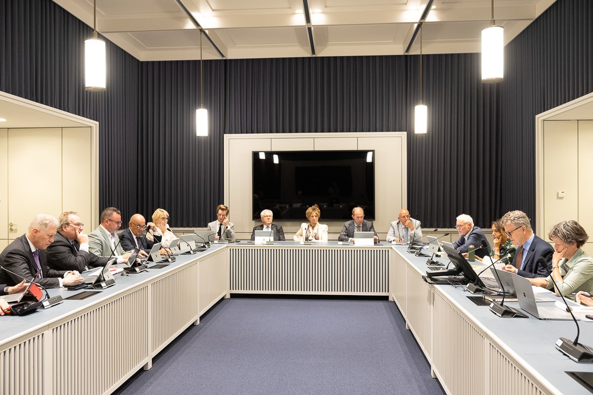 EersteKamer's tweet photo. 📢Nieuws uit de Eerste Kamercommissies van 7 juli. Met informatie over o.a.:

- Groningenwet
- Bedrijfsduurverlenging kerncentrale Borssele
- Wet planmatige aanpak onderwijshuisvesting

Meer nieuws? 📷
https://t.co/QoIvTU8fhE https://t.co/ELQNsvtXcV