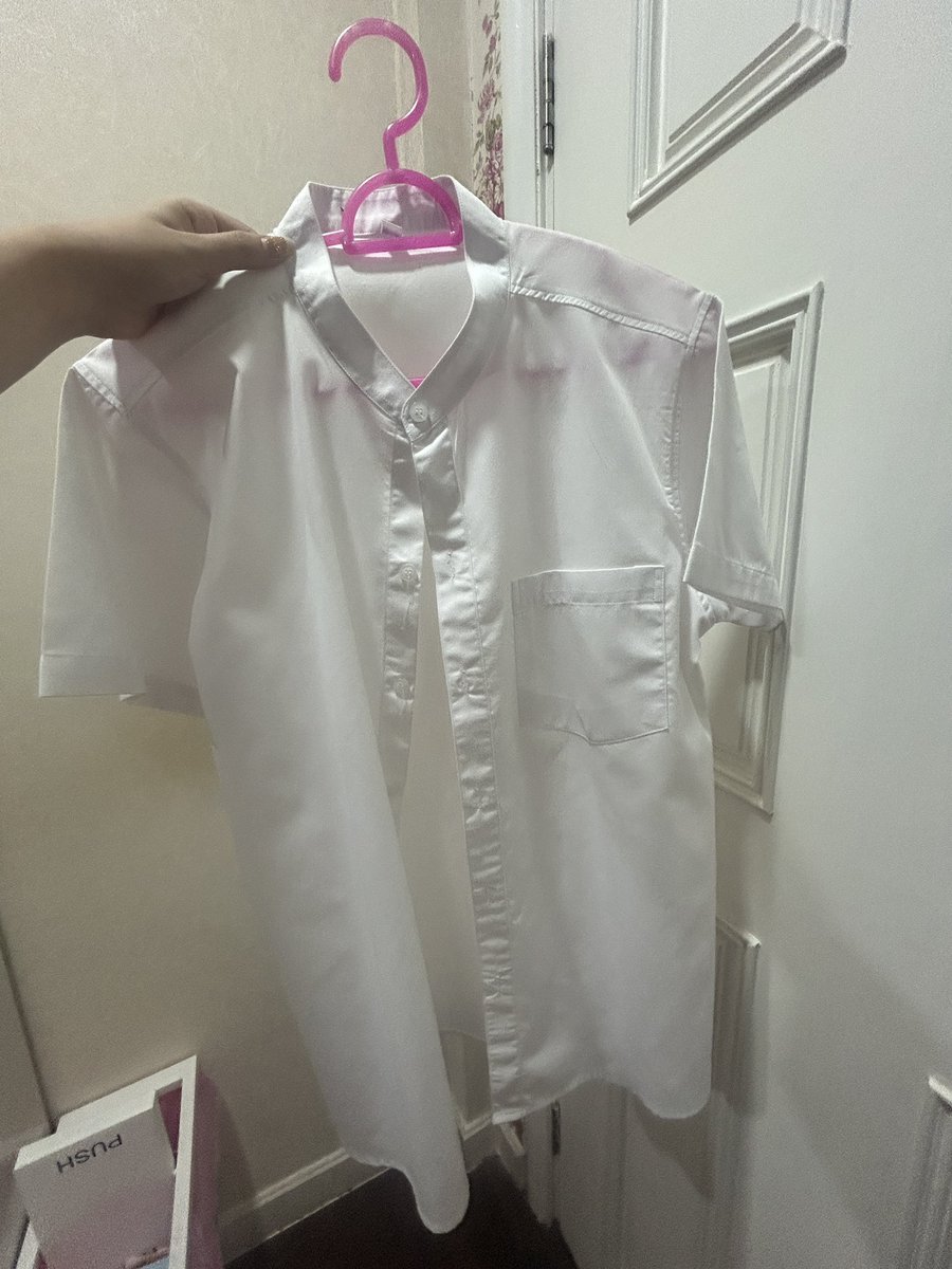 pkkokoko's tweet photo. ส่งต่อเสื้อนักศึกษาคอจีน S อก36
(ใหม่มากๆ ใส่แค่ครั้งเดียว ไม่มีตำหนิค่ะ)
✅ราคา 80 บาท

 #ส่งต่อเสื้อนักศึกษา #ชุดนิสิต #ชุดนักศึกษามือ2 #เสื้อนักศึกษามือ2 #เสื้อนักศึกษา #ส่งต่อเสื้อผ้า https://t.co/WeXL6Wrbb1