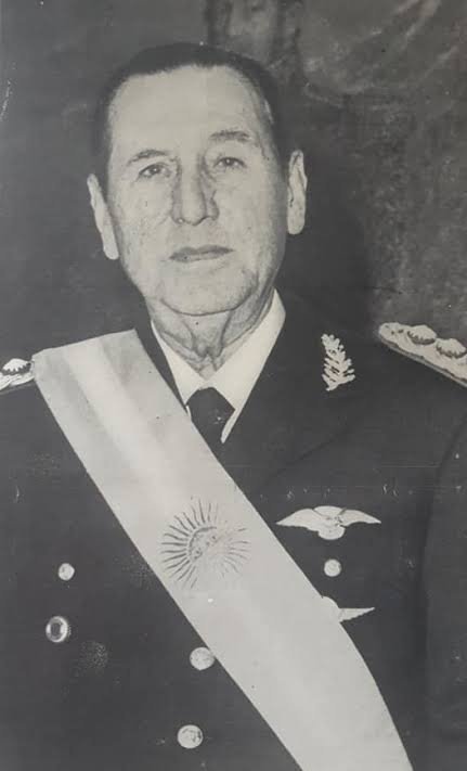 RojoPunzo45's tweet photo. "Sin independencia economica no hay posibilidad de justicia social."

Juan Domingo Perón 🇦🇷 https://t.co/78KW3NtSrb