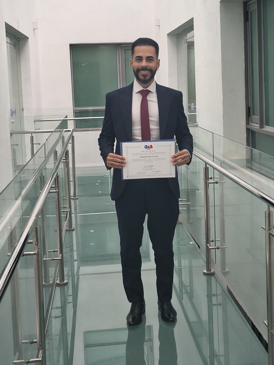 eusouhander's tweet photo. Veio aí a era advogado com OAB e tudo. 👨🏽‍💼⚖️ https://t.co/uCwVsjY6Tt
