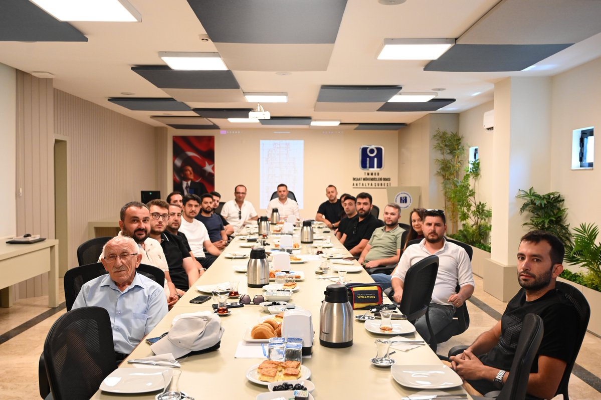 Antalyaimo's tweet photo. 09 Temmuz 2026 tarihinde, Burdur Temsilciliğimiz ile birlikte Bucak ilçesinde görev yapan İTB’li üyelerimizin katılımıyla Şubemizde bir toplantı gerçekleştirildi.
Toplantıda, proje süreçlerinde karşılaşılan sorunlar ve uygulamada yaşanan hususlar hakkında üyelerimizle karşılıklı görüş alışverişinde bulunulmuş, çözüm önerileri değerlendirilmiş ve mesleki konularda istişareler gerçekleştirilmiştir. Ayrıca üyelerimizin talep, öneri ve dilekleri dinlenerek, karşılaşılan sorunlara yönelik değerlendirmeler yapılmıştır.
Katılımları ve değerli katkıları için Burdur Bucak ilçesinde görev yapan tüm meslektaşlarımıza teşekkür eder, çalışmalarında başarılar dileriz.