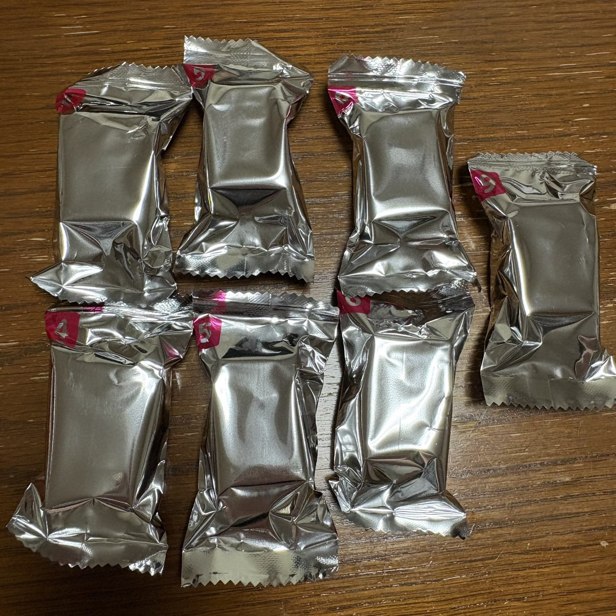 lu_x013's tweet photo. ちいかわ チョコボックス 交換 買取

求 ちいかわ>ハチワレ 買取

譲 モモンガ×2、くりまんじゅう×2、ラッコ×2、あのこ×1

交換優先(Yahooフリマ交換対応可能)
郵送希望

買取 定価385円+送料
paypay(マネーライト❌)、銀行振込
メルカリ対応可能(販売手数料上乗せ) https://t.co/HICIBnRfdg