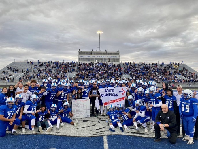 _NMAA's tweet photo. #ThrowbackThursday photo of the 2021 Class 4A State Football Champions from Lovington High School.  The Wildcats beat Ruidoso 41-21 in the final. https://t.co/GfvpuwlwbB