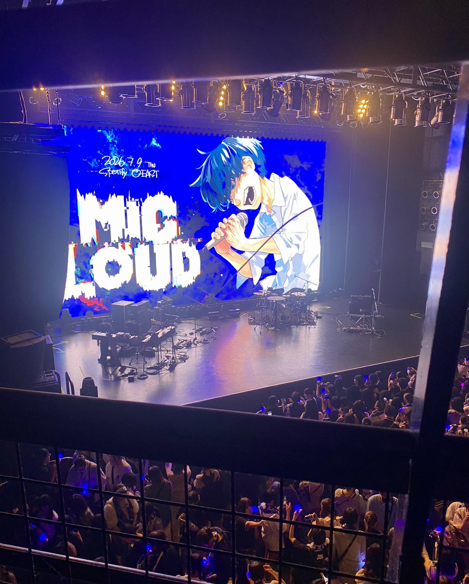 TakuyaYoshizaki's tweet photo. 普段お喋りしてる時の彼と本当に変わらないままなのに、なんでステージ上であんなに映えるんでしょう。きんときくんの不思議。

#きんときワンマンMicLoud https://t.co/nvyKSIjyIG