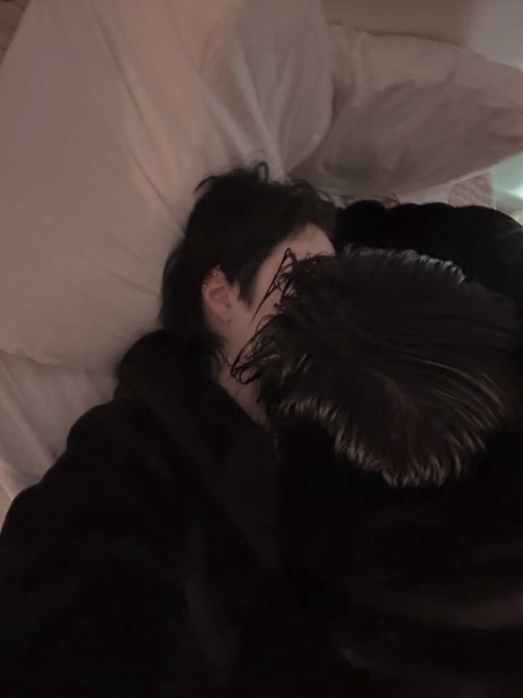 wiltedflwrrr's tweet photo. I knew today was going to be a good day when I woke up next to my lover and realized that HE IS MY FIANCÉ !! and will BE MY HUSBAND SOMEDAY! God, I’m the happiest man alive right now! I made him breakfast in bed before he had to work! Wishing I could have kept him home! https://t.co/EOkLbk3ood