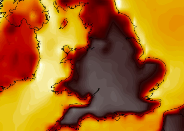 DailyMirror's tweet photo. Brits will face heatwave peaking within hours as 7 counties reach 36C - list #UKweather #UKheatwave
https://t.co/IAHBt7llge https://t.co/bh9GMWtxdg