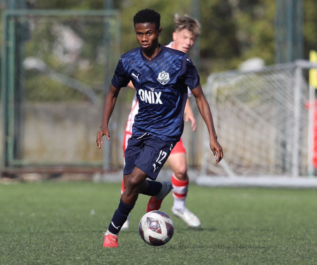 legend_ba1's tweet photo. PLAYER TO WATCH | Eric Abeiku Kettu 👀
Some careers are built quietly before the spotlight arrives 🇬🇭

Eric Abeiku Kettu has progressed through Great Corinthians FC, WAFA, Accra Lions U18, Elmina Sharks, and Doxah United, while gaining international exposure at the Next Generation Trophy (Austria) and on Accra Lions U18's Serbia Tour. He also earned recognition with the Ghana U20 (Black Satellites).
Technically secure, composed under pressure, and dangerous from set pieces, Kettu combines creativity with intelligent decision making in the final third.
His journey has been about development rather than hype. If he continues on this path, don't be surprised to see him earn another opportunity abroad.

One to keep a close eye on.

#EricAbeikuKettu #PlayerToWatch #RisingFootballPros #GhanaFootball #Scouting