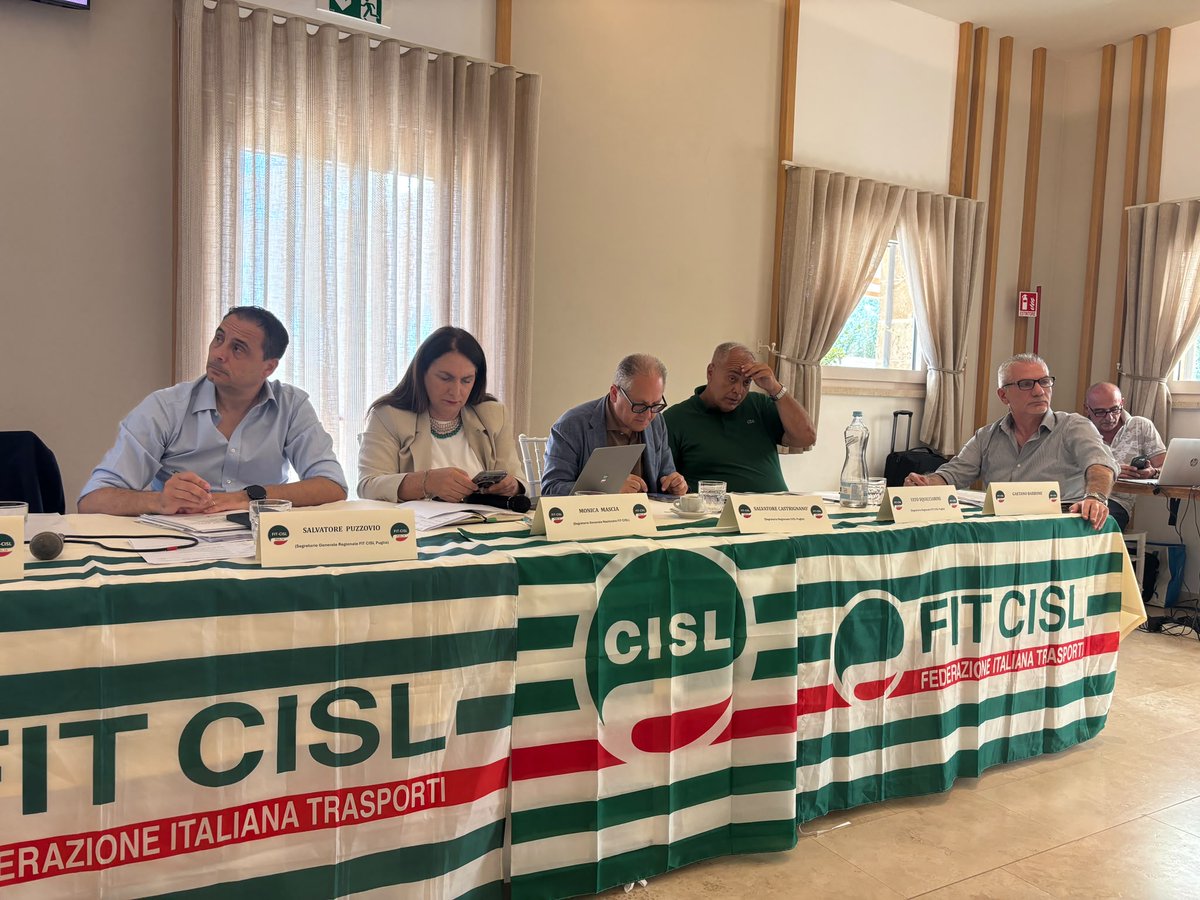 CislPuglia's tweet photo. #9luglio Cons Gen @FitCislPuglia, con la Segr gen @FitCisl Monica Mascia. Il segr reg #CislPuglia @CastrignanoCisl: vostra federazione vicina a chi assicura servizi preziosi per il Paese. I recenti rinnovi di 8 #CCNL testimonianza di grande capacità di contrattare con modernità https://t.co/ycY8qfjcVP