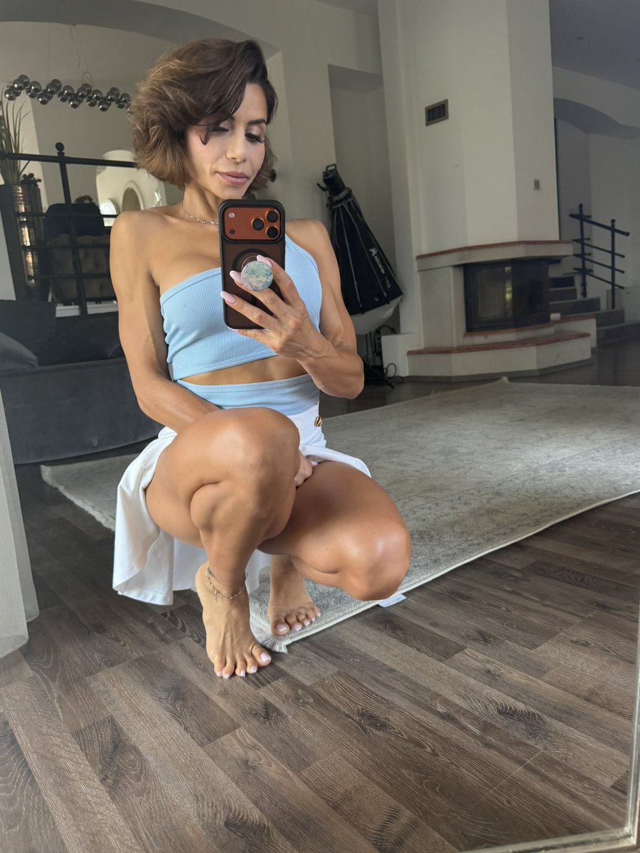 fitmompaula tweet picture