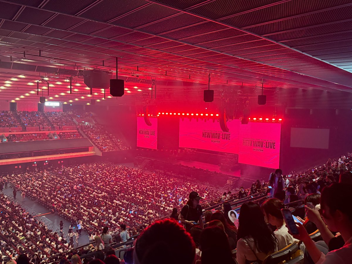 yumedeaou_99's tweet photo. 初日行って来た🥹
ジュンギュいてないの分かってて行ったのにいざ始まったらやっぱりジュンギュいてないの耐えられやんくなって涙止まらんくて私にとってジュンギュの存在ってこんなにも大きかったんやって思ったなあ😭
ジュンギュ大好きだよ😭早く会いたい😭でも今はゆっくり休んで😭ずっと待ってる😭 https://t.co/ibBMK2cUAM