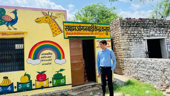 collectormorena's tweet photo. पहाड़गढ़ विकासखंड के चार गांवों में कलेक्टर ने स्कूलों एवं आंगनबाड़ी केंद्रों का किया औचक निरीक्षण  

शैक्षणिक गुणवत्ता, विद्यार्थियों की उपस्थिति, मध्यान्ह भोजन एवं पेयजल व्यवस्थाओं का लिया जायजा

https://t.co/DIVHwJ7naO

#Morena #JansamparkMP https://t.co/r3ve9GRXzB