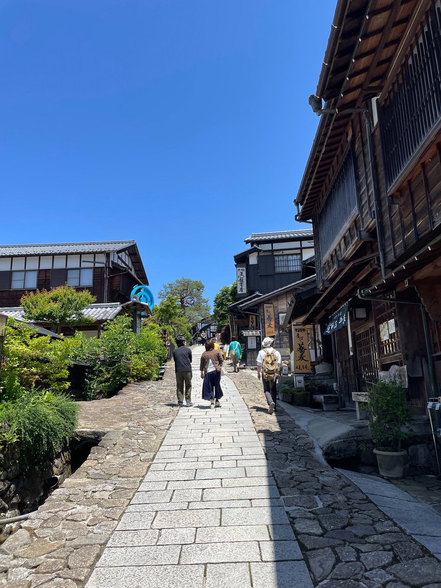 tabiyamaphoto's tweet photo. 石畳の坂道が、美しい日本を思い出させてくれる。 https://t.co/wC0n7m8e6v