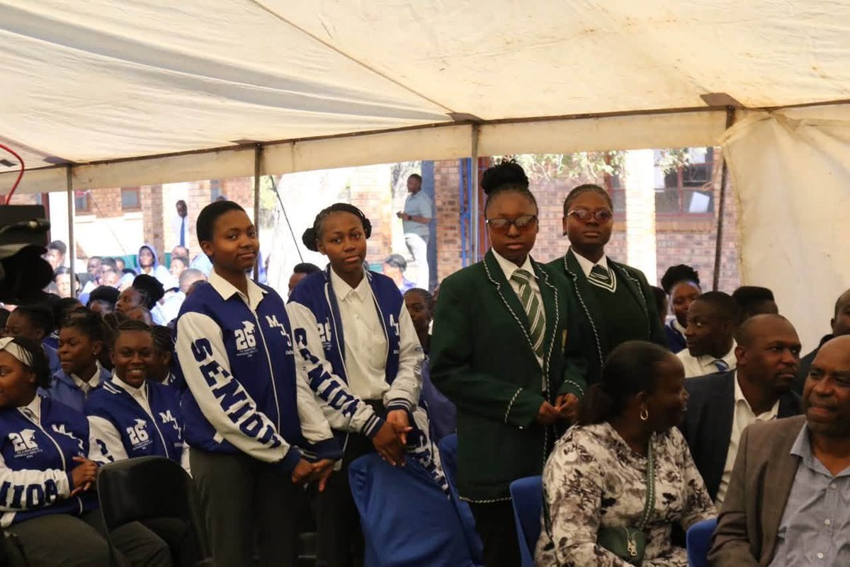 CapricornFMNews's tweet photo. #ServiceDeliveryWeek The MEC for Education in Limpopo Mavhungu Lerule-Ramakhanya has encouraged Grade 12 learners to remain focused on their studies, saying government is creating future education opportunities that they should aspire to benefit from.
The MEC made the remarks this morning while monitoring winter enrichment classes at Majeje High School in Namakgale.
During her keynote address, the MEC made reference to the provincial government's plans to establish a beneficiation and mining academy in Sekhukhune, saying she hopes learners from the 2026 matric class will eventually enrol at the institution once it is operational.
She further urged learners to take their studies seriously and to first explore bursary opportunities offered by her department before applying for funding from other organisations as they prepare for tertiary studies. NM