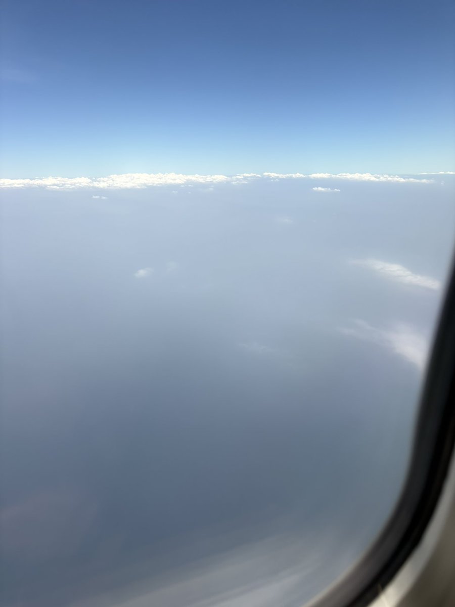 rinrin_w14's tweet photo. 福岡実は2日間INしてました。また明日朝イチの飛行機乗って東京へ✈️
やはり九州は沢山いい人いて楽しいとこですね🫶
公認会計士の仕事を辞めて、新たな事をしていてログレスのINはめちゃめちゃ減ってますが、是非全国飛び回っているので出逢えた方感謝🙏またゆっくりやれる時に遊びましょ😊...🐌 https://t.co/WjnbzG8oyZ