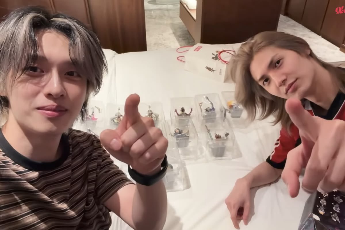 haefullsun's tweet photo. i just love how gaon and jooyeon always act like little kids together🥹🫳 my nuggetz babies https://t.co/ixYH27lU6J