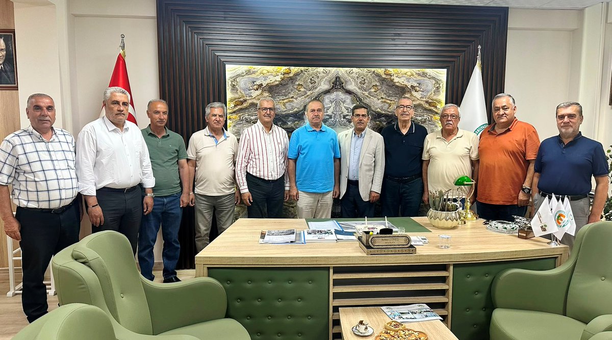 KonyaAskf's tweet photo. Fed. Başkan V. @GunbasMehmet’ın, Konya Mobilyacılar Esnaf ve Sanatkârlar Odası Başkanlığına seçilmesi dolayısıyla federasyon olarak hayırlı olsun ziyareti gerçekleştirildik.

Nazik ev sahipliklerinden dolayı teşekkür ederiz. 🙏

@RemziAy42 @MCintimar @sneraydin0055 @taskk_1980 https://t.co/c41Zy1WHsZ