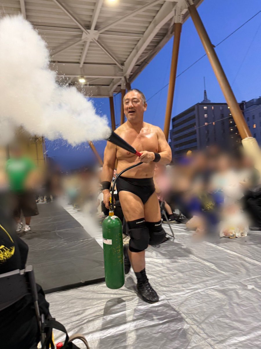 tansen1020's tweet photo. いつも笑わせてくださり感謝ෆ꒡ .̮ ꒡ෆ

#DDT
#高木三四郎 https://t.co/4tSNT3n06A
