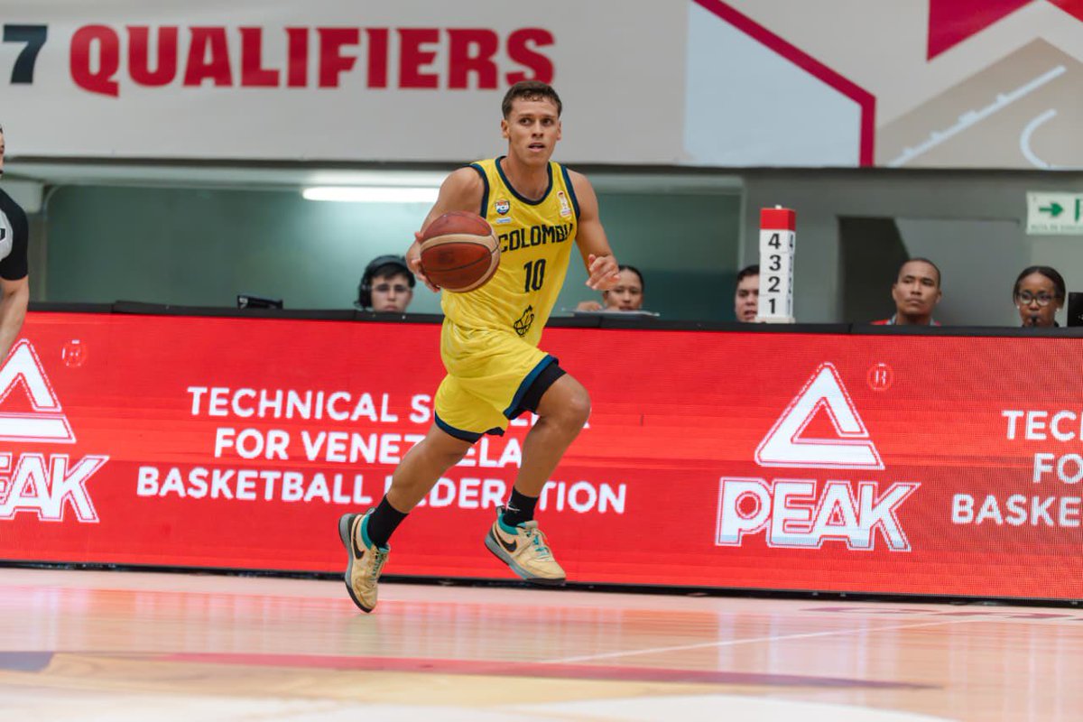 MinDeporteCol's tweet photo. 🏀¡Más cerca del Mundial!

La selección 🇨🇴 venció 102-86 a  🇻🇪 y aseguró su clasificación a la segunda ronda de las Clasificatorias al Mundial FIBA 2027.

📷: Federación colombiana de Baloncesto Drive https://t.co/zgMoEe3STv