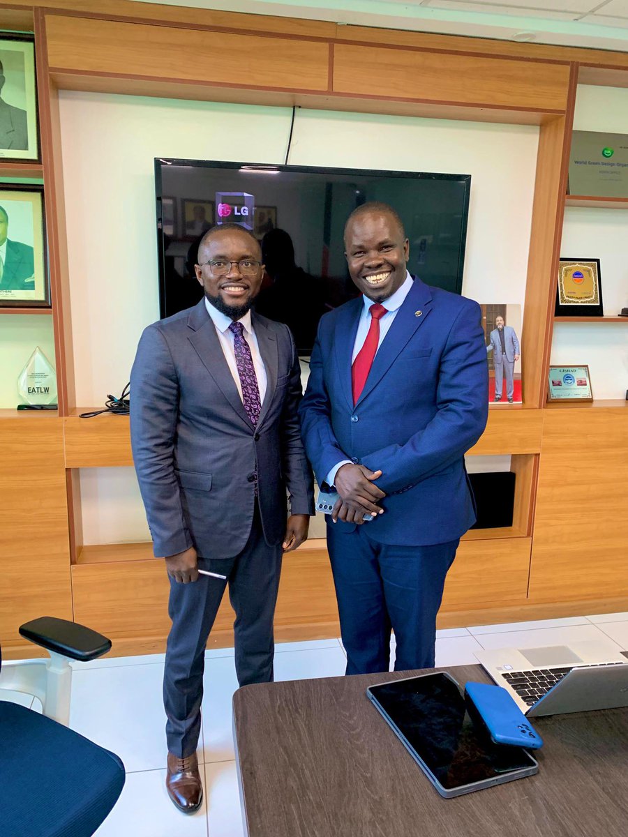 dev_muhoho's tweet photo. AI isn't the future: it's the present. Are we ready? 
I led an AI training session at KNCCI on how AI is transforming business, innovation, and leadership.
The future belongs to leaders who embrace continuous learning and technology. @NairobiChamber 
#AI #OracomGroup#KNCCCI https://t.co/biZfq0BKmp