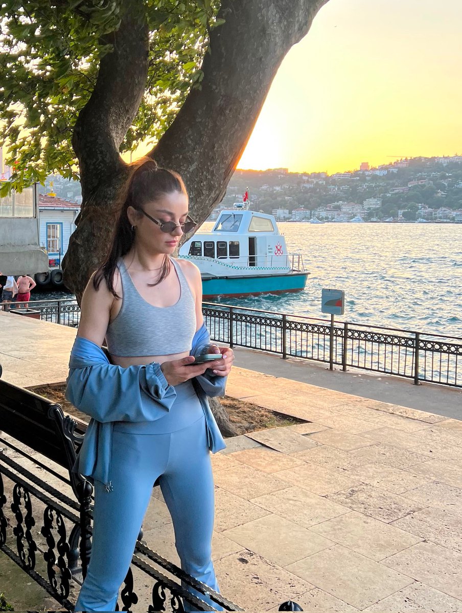 SiteAycaES's tweet photo. 📸| @|aycaaysinturan • IG Post
“Episodio 4 @|muhtemelaskdizi dumpisiiii🤓😍”
#AyçaAyşinTuran #MuhtemelAşk https://t.co/CyKE3MLDHS