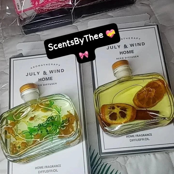 ScentsByThee's tweet photo. When are you going to support my Business?
Kindly please buy from me 🙏🏾❤️

1. Women combo R250
2. Men Combo R250
3. Home Diffusers x2 R150
4. Women Combo R150 https://t.co/1QQt1lVeYq