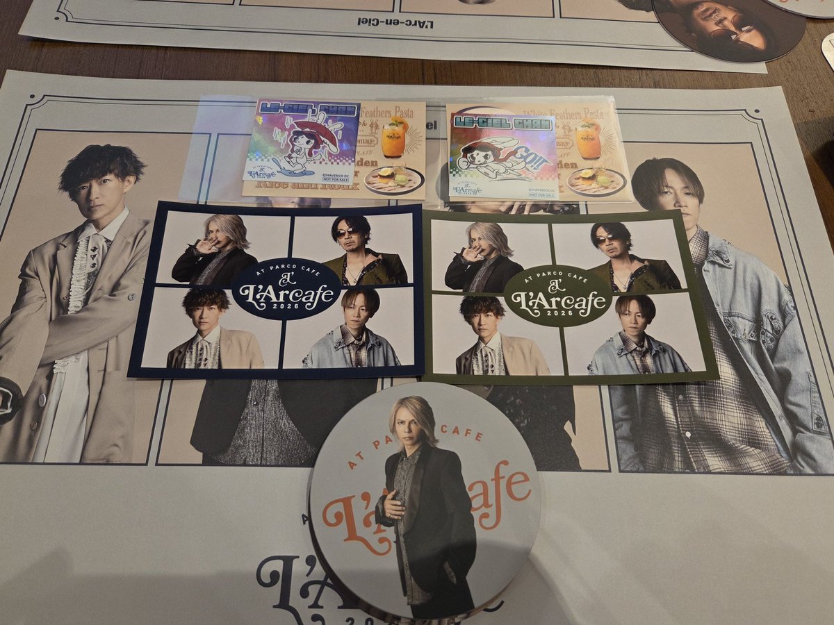 chikachi6223's tweet photo. ラルカフェに出没＼( ´･ω･`)┐しゅたっ
コースター8分の6かぶりなしは優秀👏👏👏ありがとう(((o(*ﾟ▽ﾟ*)o))) https://t.co/WxXqCodoX7