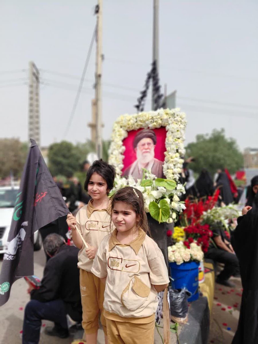 mahin_4147's tweet photo. #بایدـبرخاست زمان آن رسیده که از خواب غفلت بیدار شویم. باید برخاست و برای آینده‌ای روشن‌تر تلاش کرد. با هر قدم، نوری جدید می‌افروزیم و با هر اراده، راهی تازه می‌گشاییم.
#منادی_بعثت https://t.co/9mZPlwQt6R