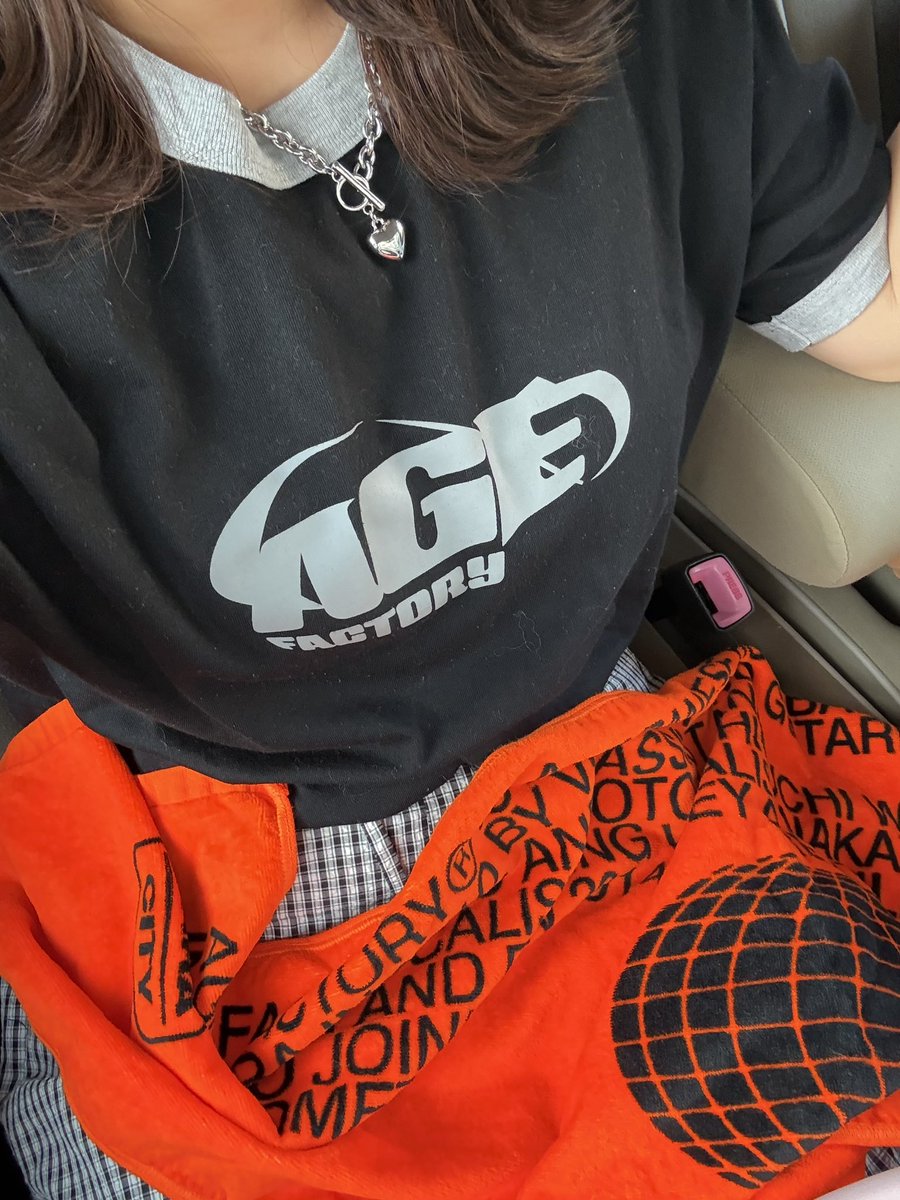 _good_bad_bye_'s tweet photo. まじで良すぎて脳みそ震えまくりFactory🫨
エイスケさん、ニコニコしながら楽しそうに歌っててこちらも幸です‼️ほんとに来れてよかった❗️ https://t.co/ZLXBQvTV6Q