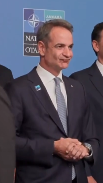 punkroyale_'s tweet photo. Γκόοοομενος https://t.co/hzzeT5XgSP