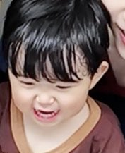CYJ1393's tweet photo. kita udah nemenin yoojun dari gigi depannya cuma baru ada empat sampe sekarang giginya udah full🥹 https://t.co/D14J00SX41