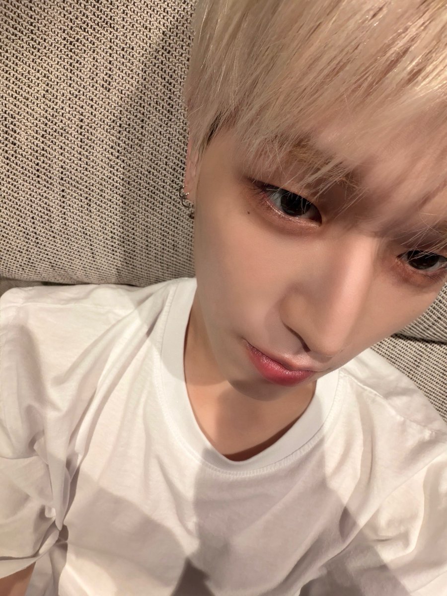 wooodengg's tweet photo. 링링링 https://t.co/97niCOPRDT