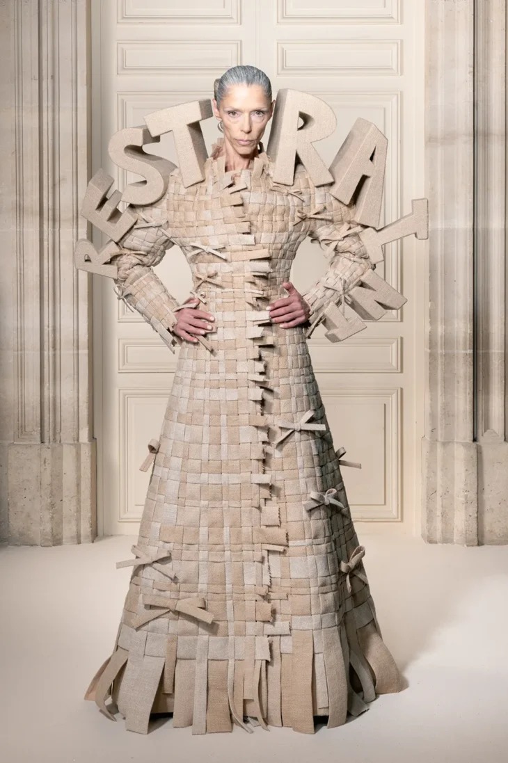 Viktor&Rolf FW26 Couture Turns Restraint Into Decadence - See more