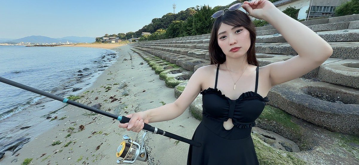 もう夏だね〜！ 今週はビーチ撮影会📸 基本的に全部一緒の水着だけど