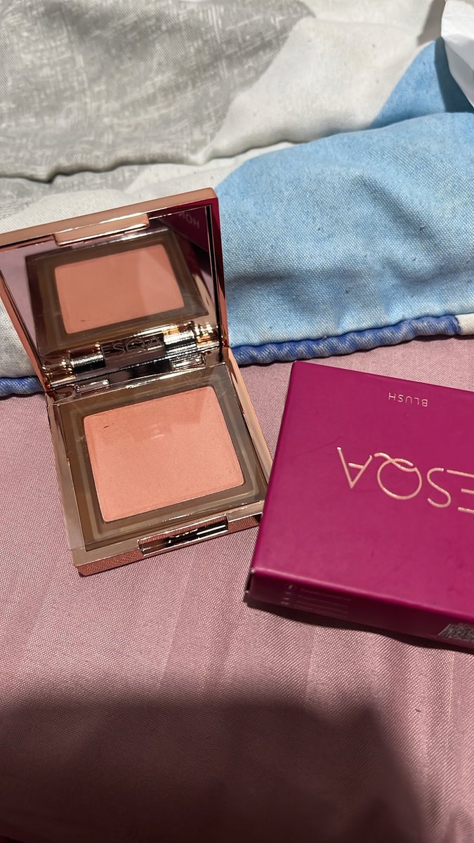 anothaZu's tweet photo. wts powder blush esqa shade honolulu
baru 1x swatch
💸35k
bisa oren https://t.co/CKCvSQsGR2