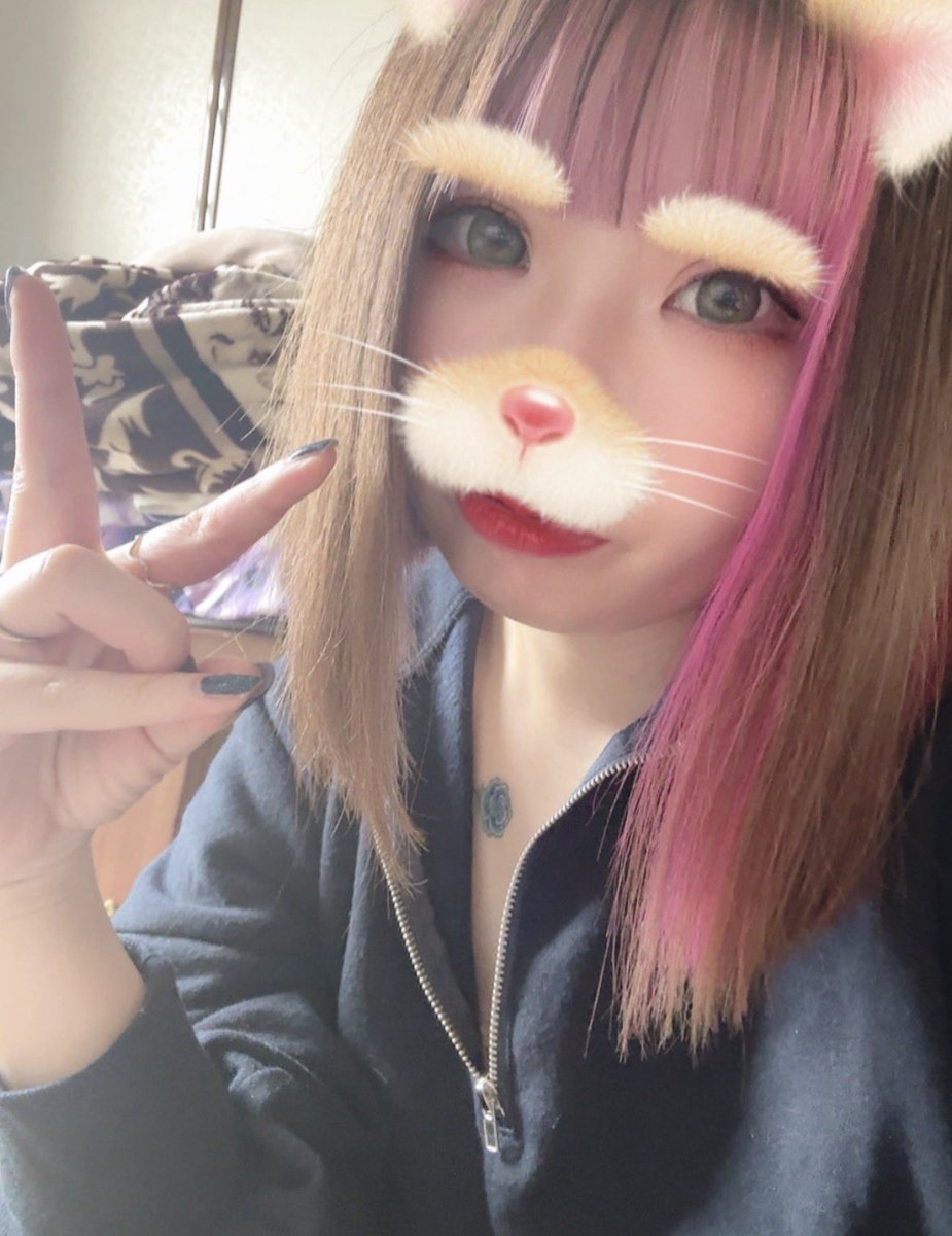 crazy_girl_m7's tweet photo. はじめまして❣️
みぽちーと申します！！
ブルバ活動はじめました！仲良くしてください💜ྀི
 #ブルバ https://t.co/HyLOaWHbGI